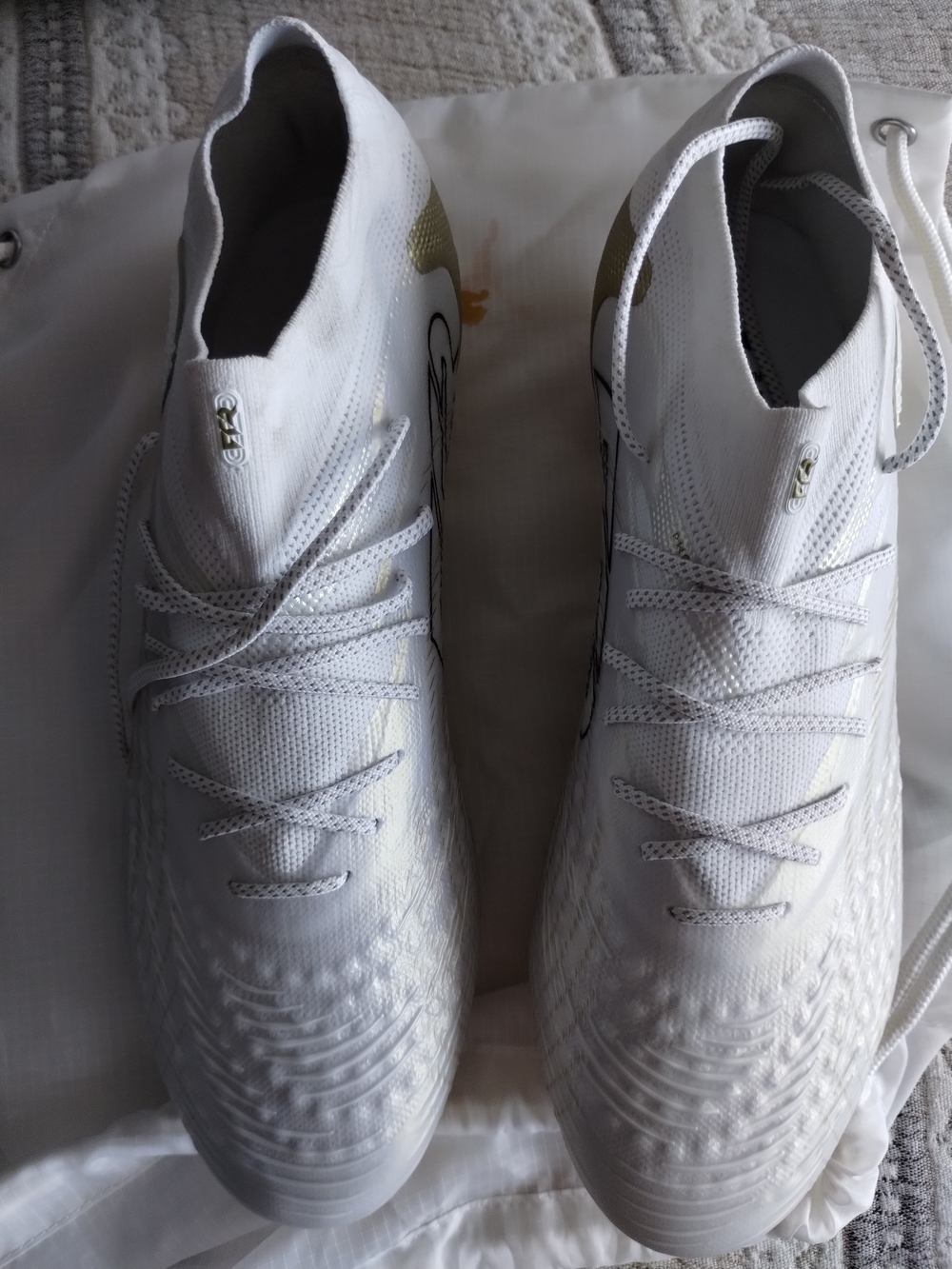 PUMA Future 9 Ultimate FG Soccer Cleats
mens sz 10